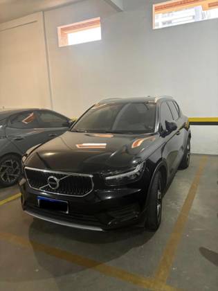 VOLVO XC40 2.0 T5 GASOLINA MOMENTUM AWD GEARTRONIC VOLVO XC40 2.0 T5 GASOLINA MOMENTUM AWD GEARTRONIC